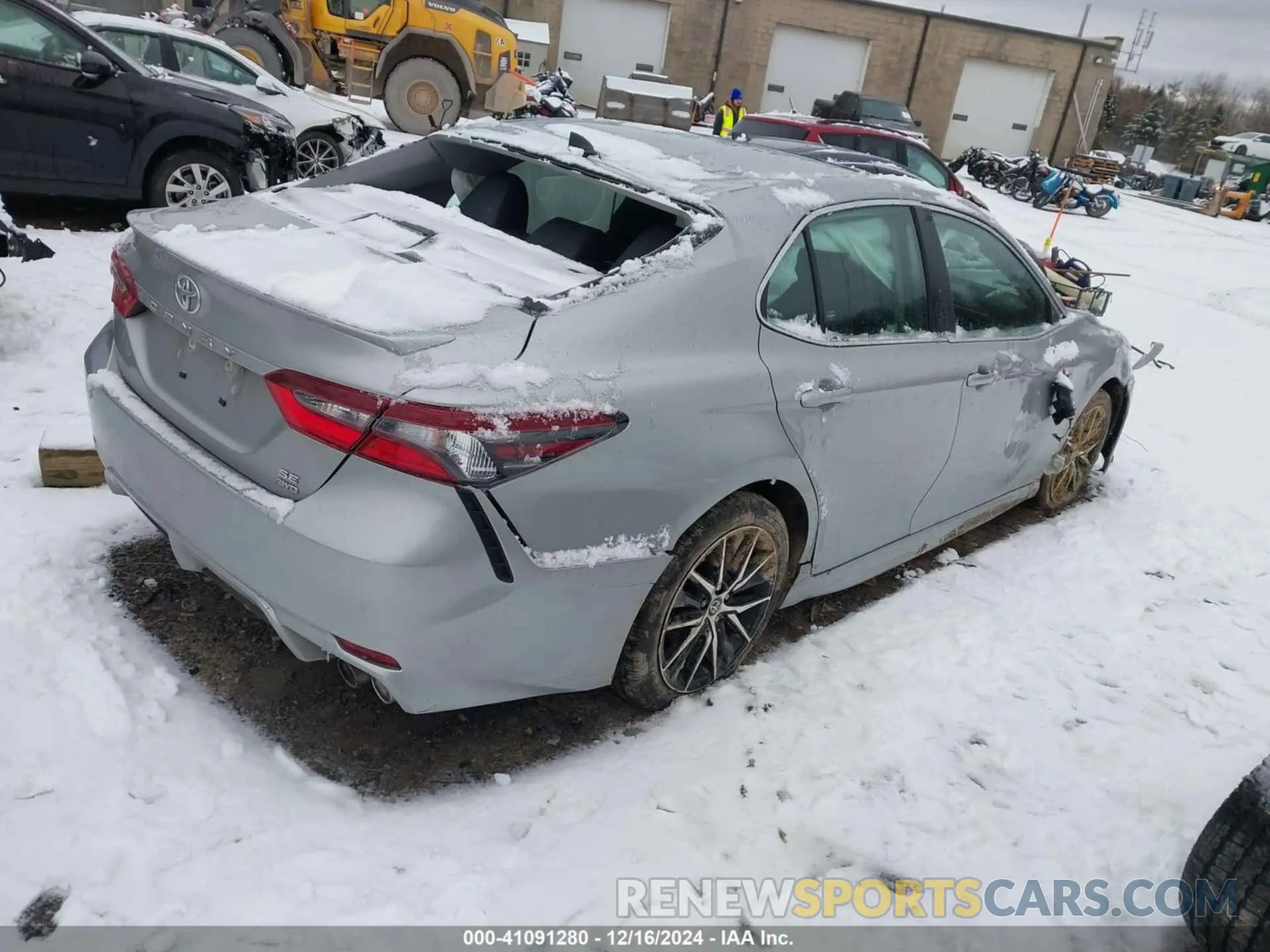 4 fotografías del automóvil dañado 4T1T11BK5PU088265 TOYOTA CAMRY 2023