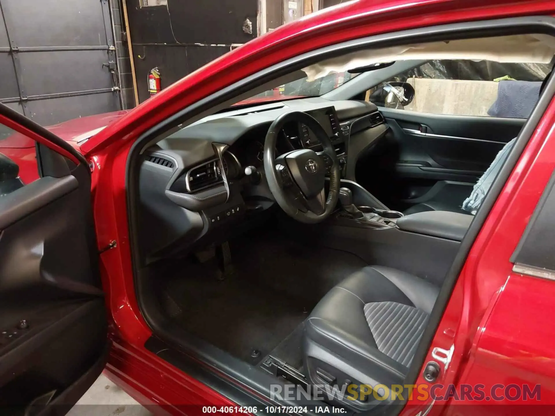 5 fotografías del automóvil dañado 4T1T11BK6PU106823 TOYOTA CAMRY 2023