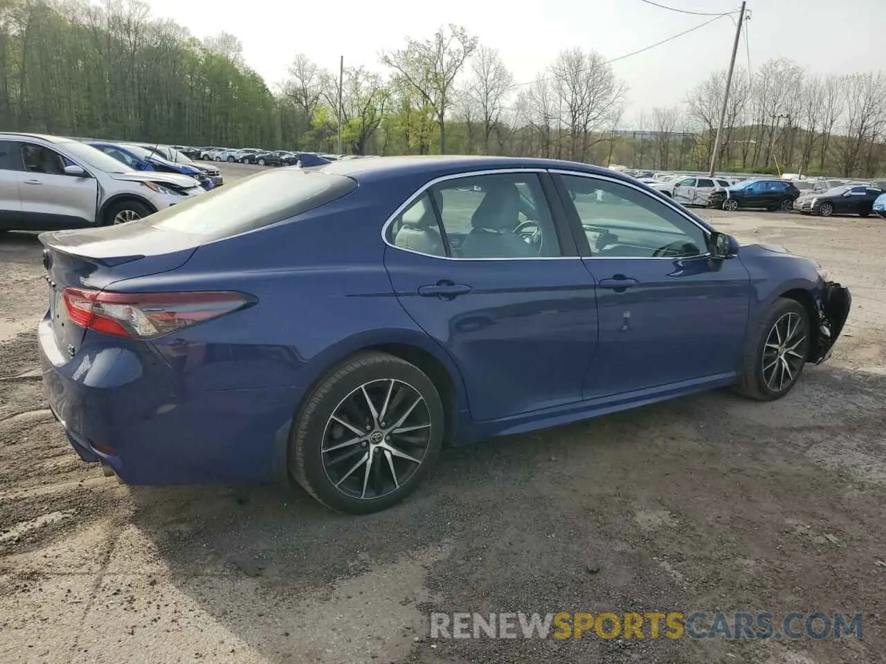 3 fotografías del automóvil dañado 4T1T11BK7PU075114 TOYOTA CAMRY 2023