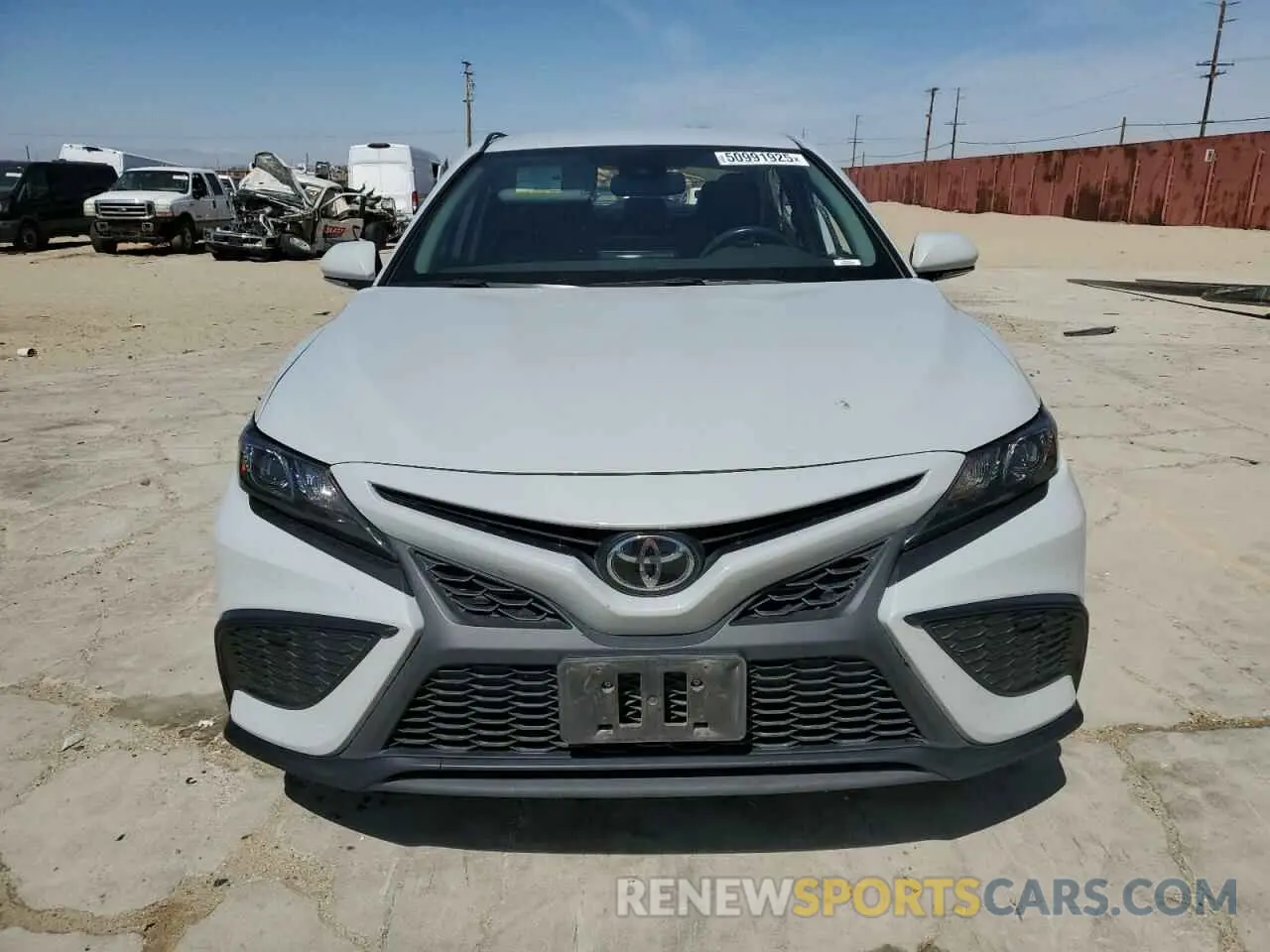 5 fotografías del automóvil dañado 4T1T11BK8PU095940 TOYOTA CAMRY 2023