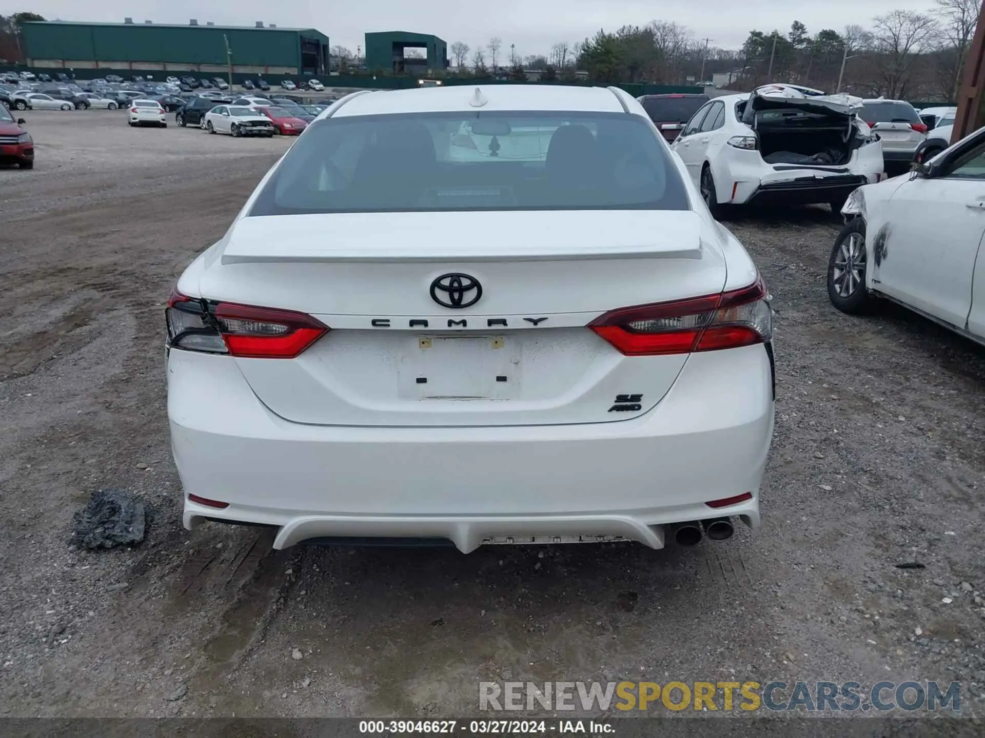 15 fotografías del automóvil dañado 4T1T11BK9PU084364 TOYOTA CAMRY 2023