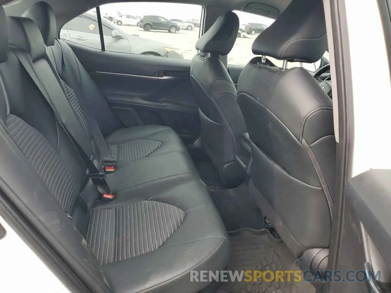 10 fotografías del automóvil dañado 4T1T31AK0PU047716 TOYOTA CAMRY 2023