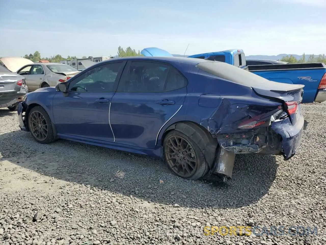 2 fotografías del automóvil dañado 4T1T31AK1PU052164 TOYOTA CAMRY 2023