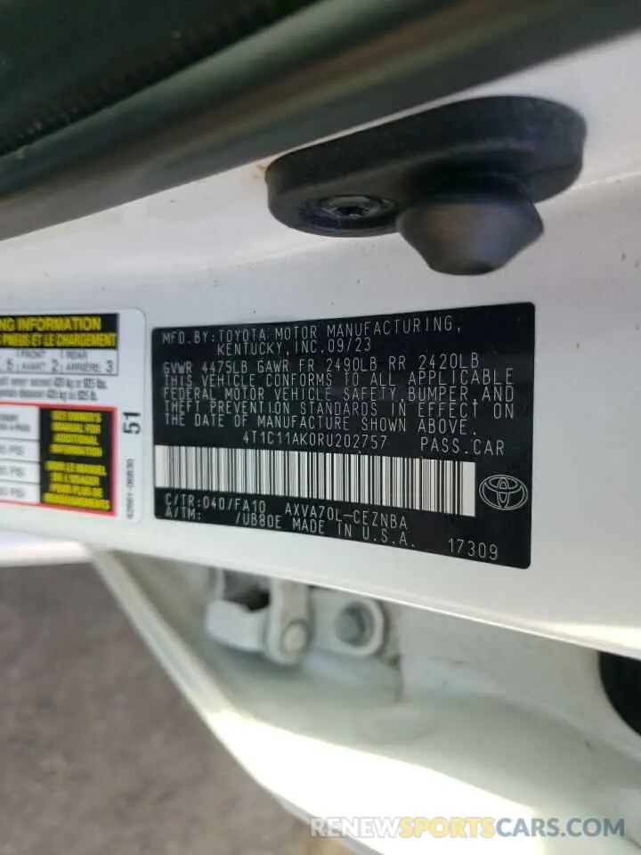 12 fotografías del automóvil dañado 4T1C11AK0RU202757 TOYOTA CAMRY 2024