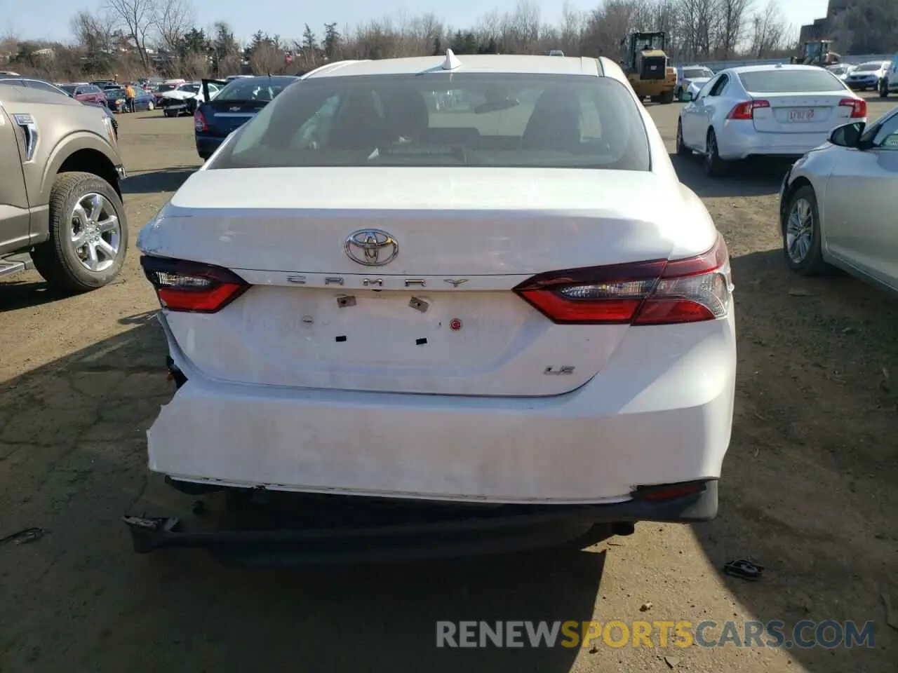 6 fotografías del automóvil dañado 4T1C11AK0RU202757 TOYOTA CAMRY 2024