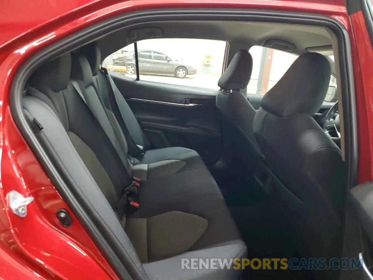 10 fotografías del automóvil dañado 4T1C11AK0RU225603 TOYOTA CAMRY 2024