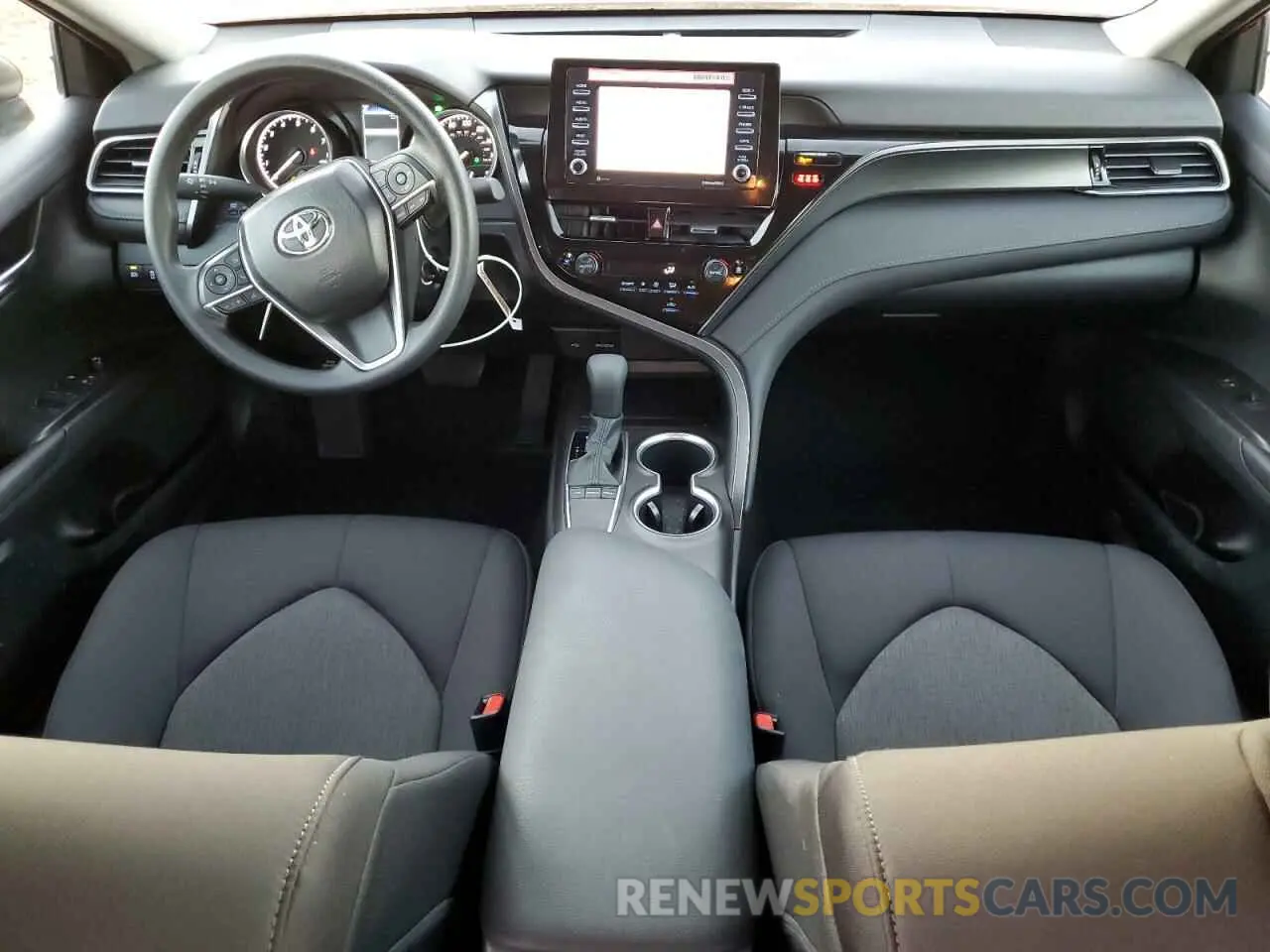8 fotografías del automóvil dañado 4T1C11AK0RU225603 TOYOTA CAMRY 2024