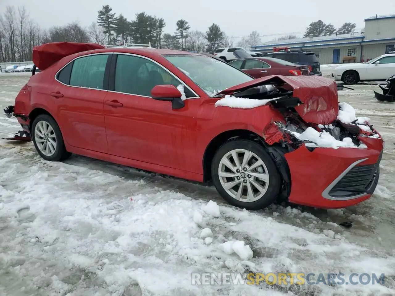 4 fotografías del automóvil dañado 4T1C11AK1RU220507 TOYOTA CAMRY 2024