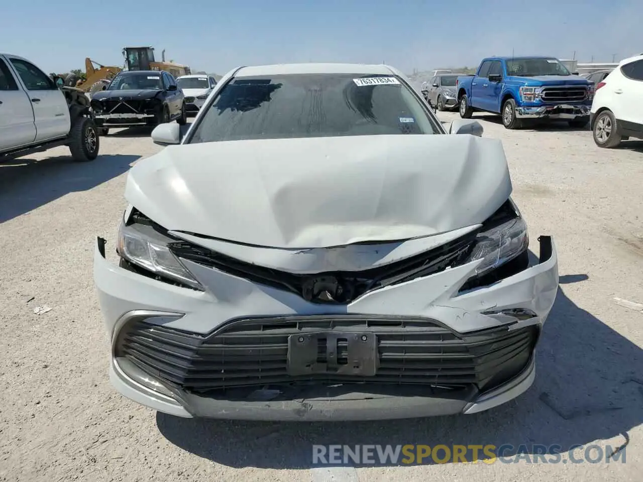 5 fotografías del automóvil dañado 4T1C11AK1RU235895 TOYOTA CAMRY 2024