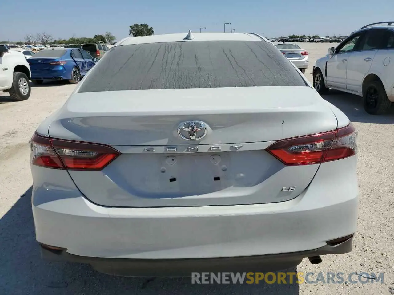 6 fotografías del automóvil dañado 4T1C11AK1RU235895 TOYOTA CAMRY 2024