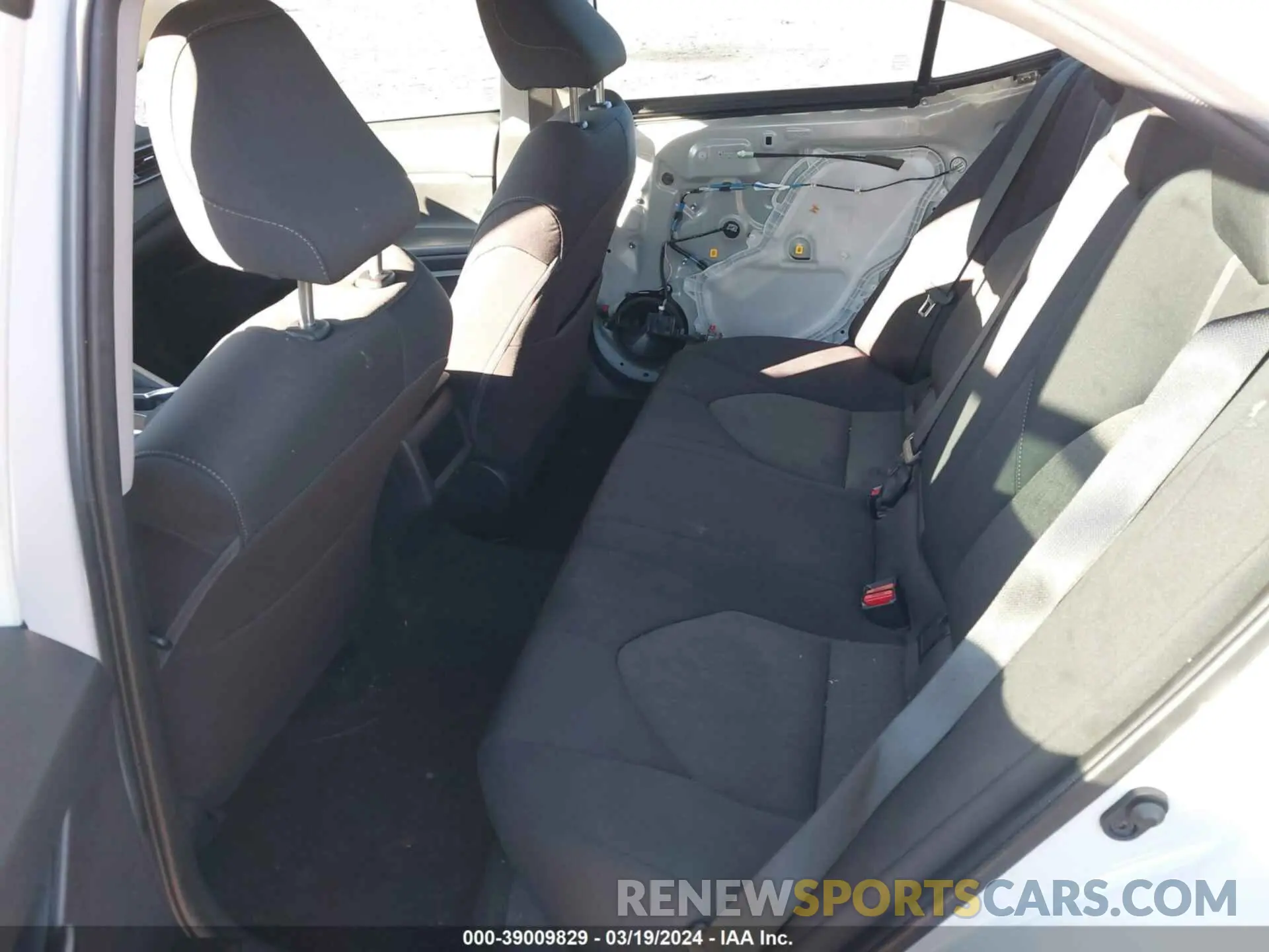 8 fotografías del automóvil dañado 4T1C11AK2RU192507 TOYOTA CAMRY 2024