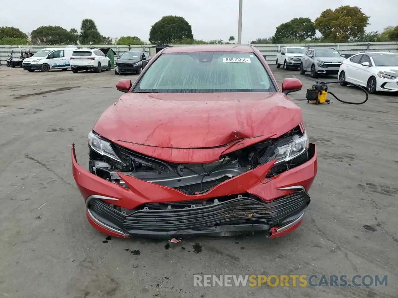 5 fotografías del automóvil dañado 4T1C11AK2RU195570 TOYOTA CAMRY 2024
