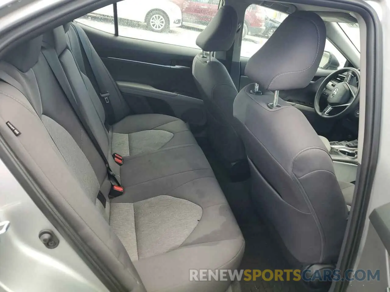 10 fotografías del automóvil dañado 4T1C11AK2RU206468 TOYOTA CAMRY 2024