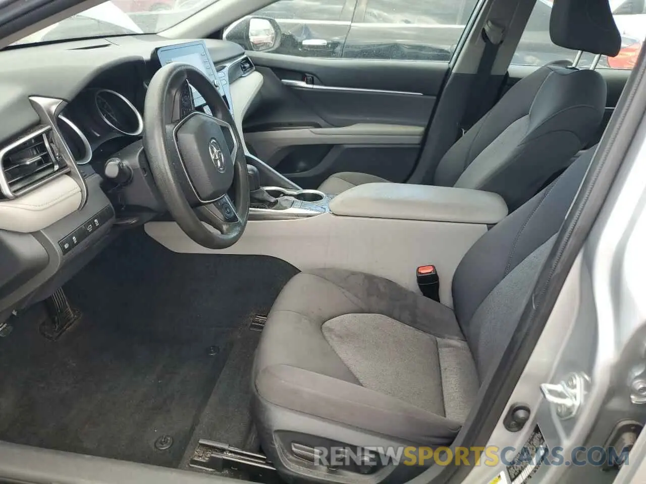 7 fotografías del automóvil dañado 4T1C11AK2RU206468 TOYOTA CAMRY 2024