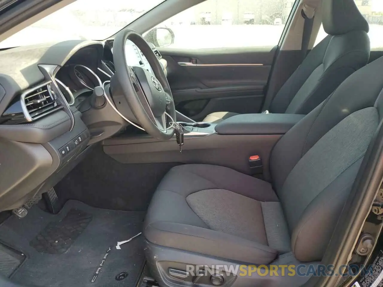 7 fotografías del automóvil dañado 4T1C11AK2RU893127 TOYOTA CAMRY 2024