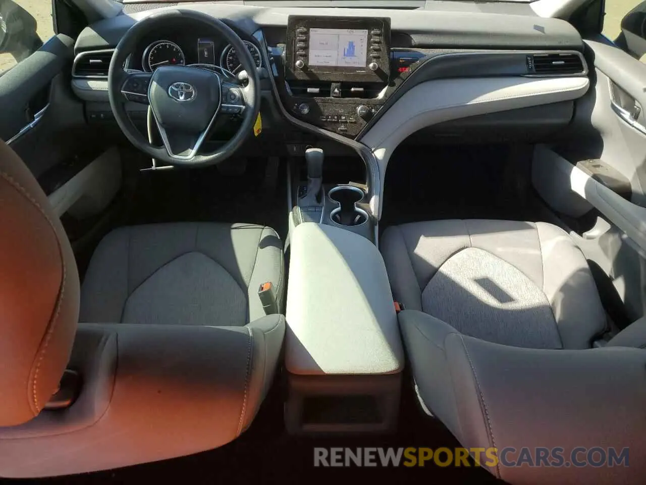 8 fotografías del automóvil dañado 4T1C11AK3RU254187 TOYOTA CAMRY 2024