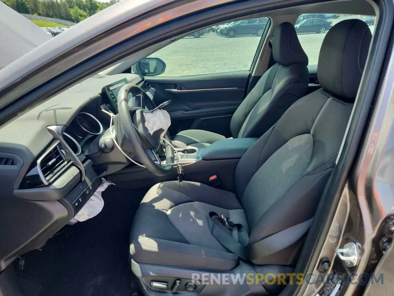 7 fotografías del automóvil dañado 4T1C11AK3RU867314 TOYOTA CAMRY 2024