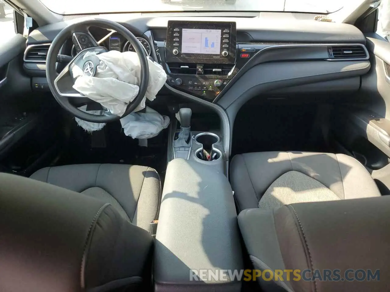 8 fotografías del automóvil dañado 4T1C11AK4RU215379 TOYOTA CAMRY 2024