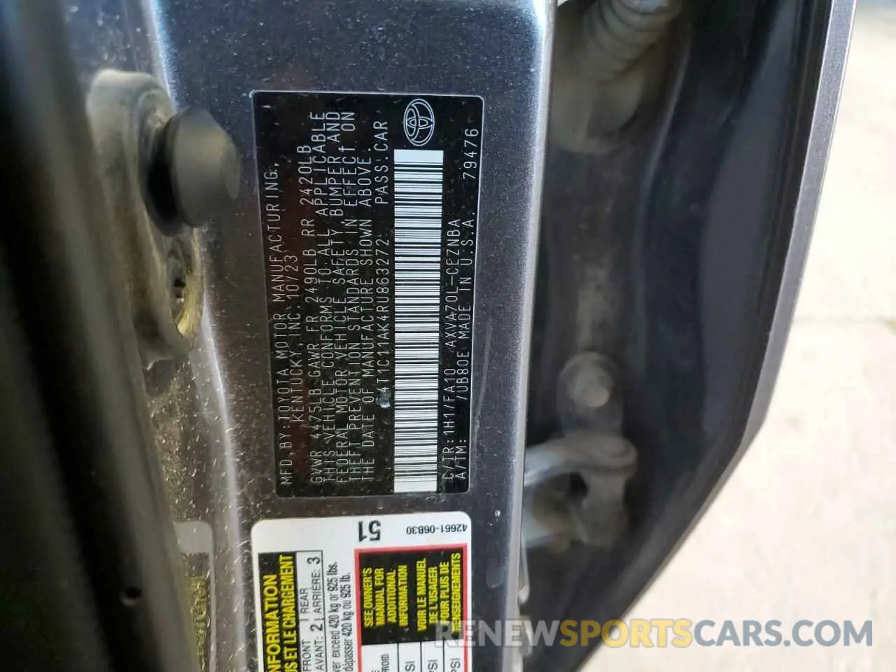 12 fotografías del automóvil dañado 4T1C11AK4RU863272 TOYOTA CAMRY 2024
