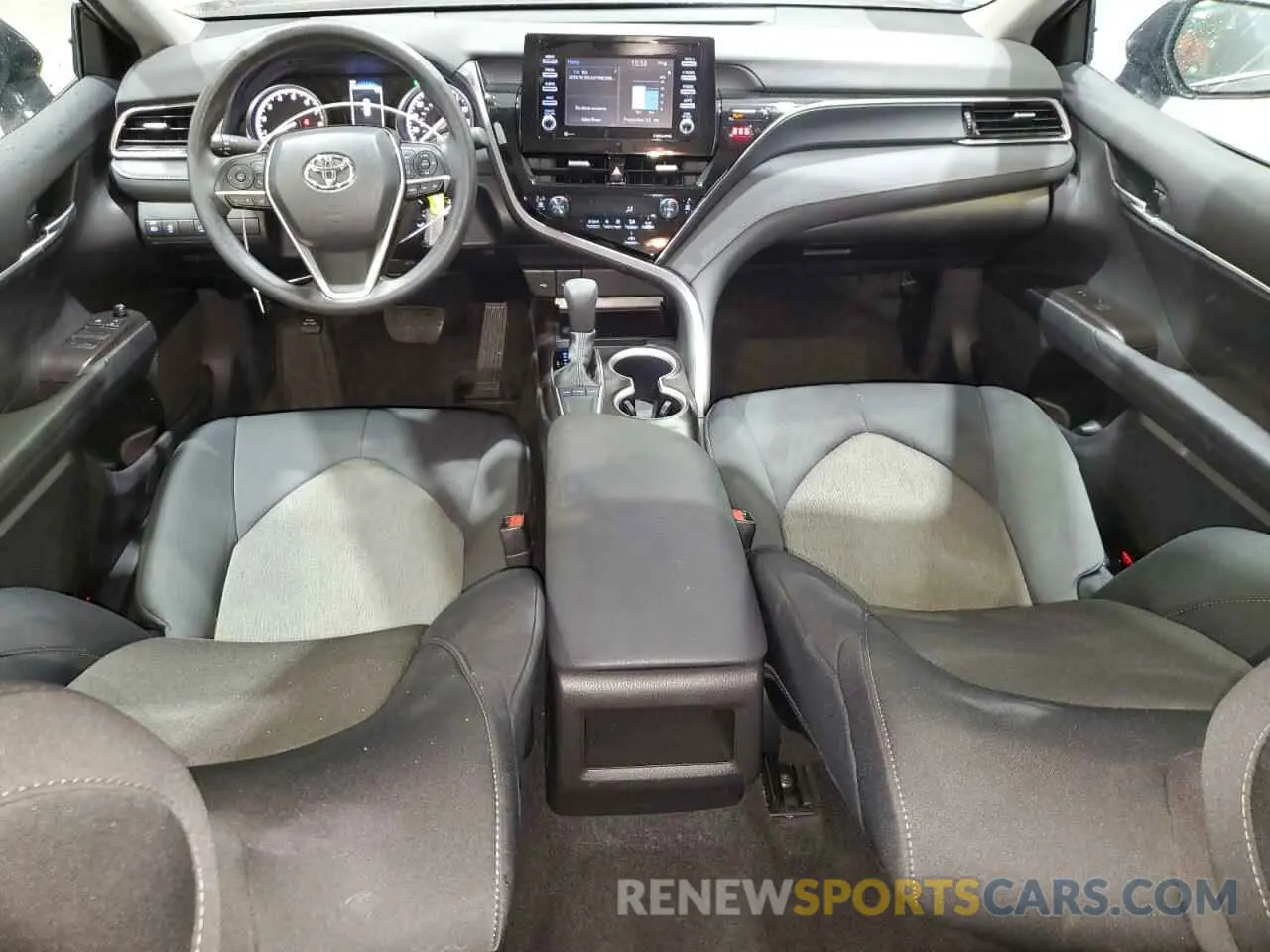 8 fotografías del automóvil dañado 4T1C11AK4RU904645 TOYOTA CAMRY 2024