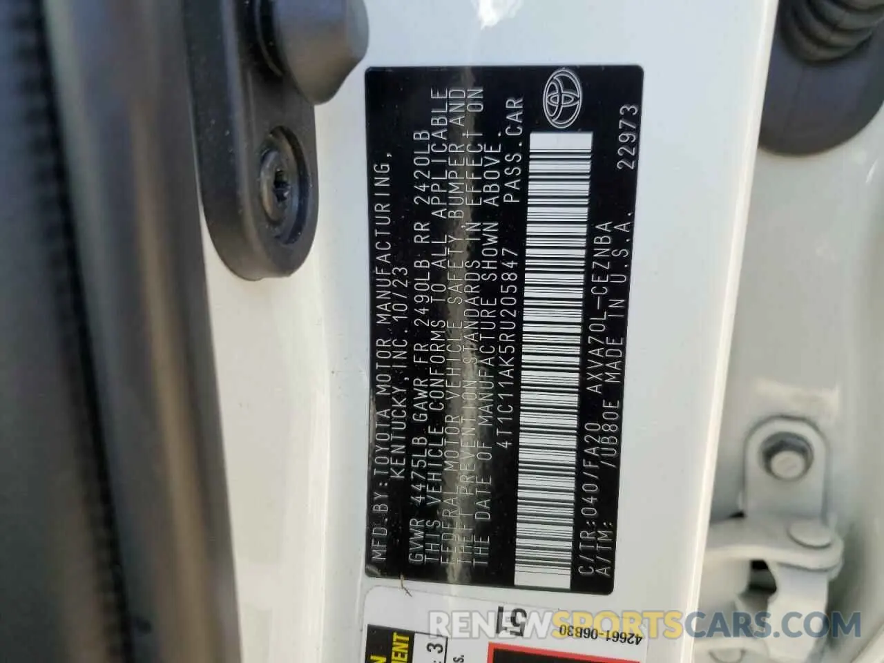 12 fotografías del automóvil dañado 4T1C11AK5RU205847 TOYOTA CAMRY 2024