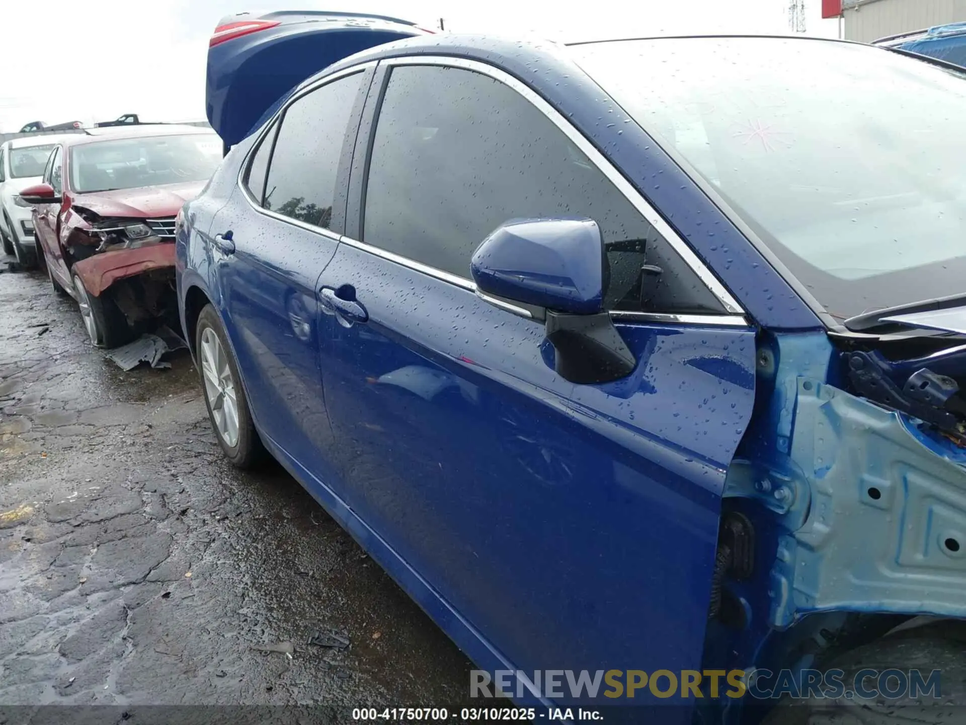 13 fotografías del automóvil dañado 4T1C11AK5RU228948 TOYOTA CAMRY 2024