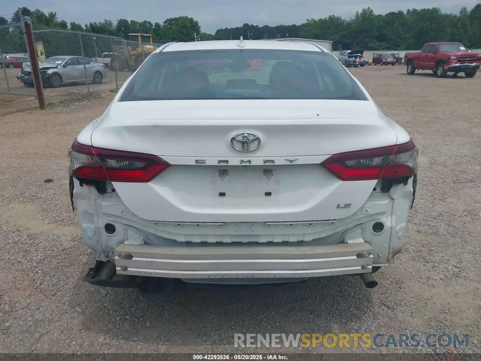 17 fotografías del automóvil dañado 4T1C11AK5RU865810 TOYOTA CAMRY 2024