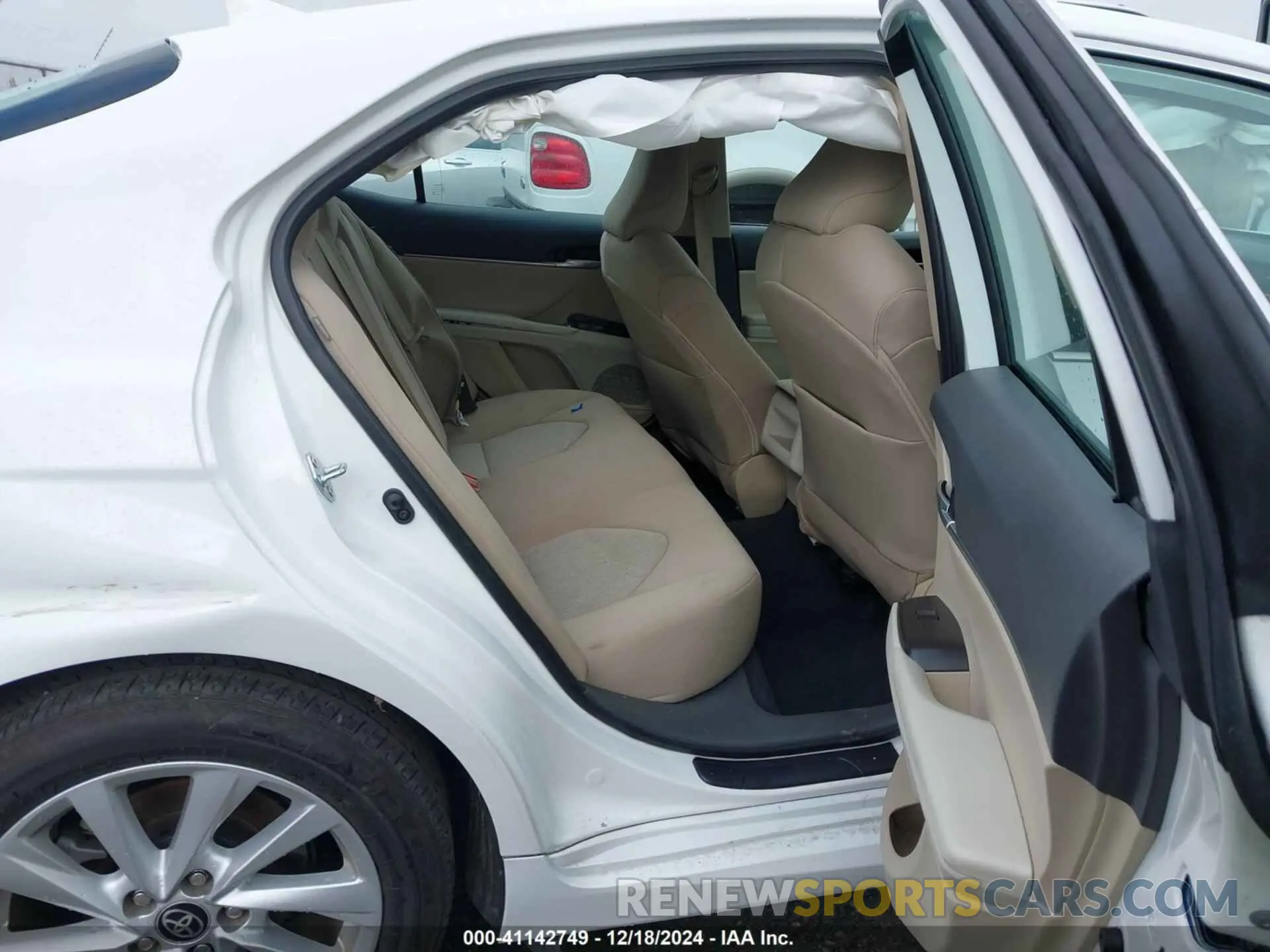 8 fotografías del automóvil dañado 4T1C11AK6RU875245 TOYOTA CAMRY 2024