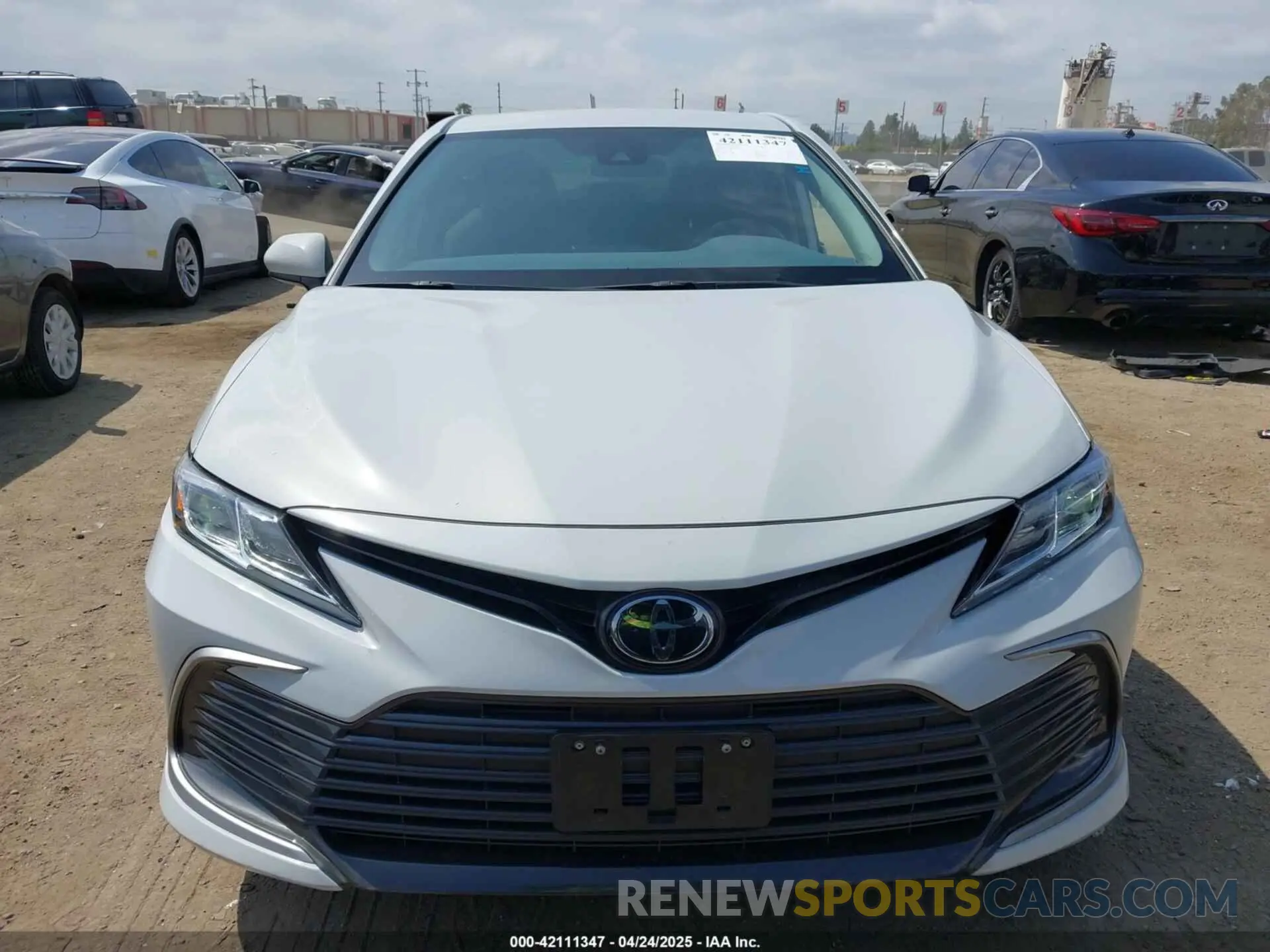 13 fotografías del automóvil dañado 4T1C11AK7RU196813 TOYOTA CAMRY 2024