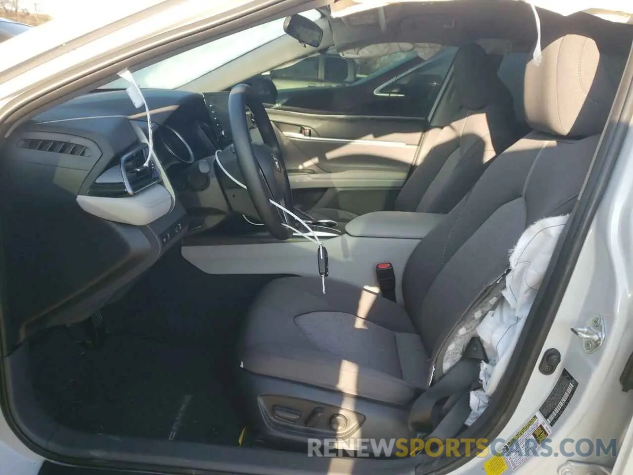 7 fotografías del automóvil dañado 4T1C11AK7RU197380 TOYOTA CAMRY 2024