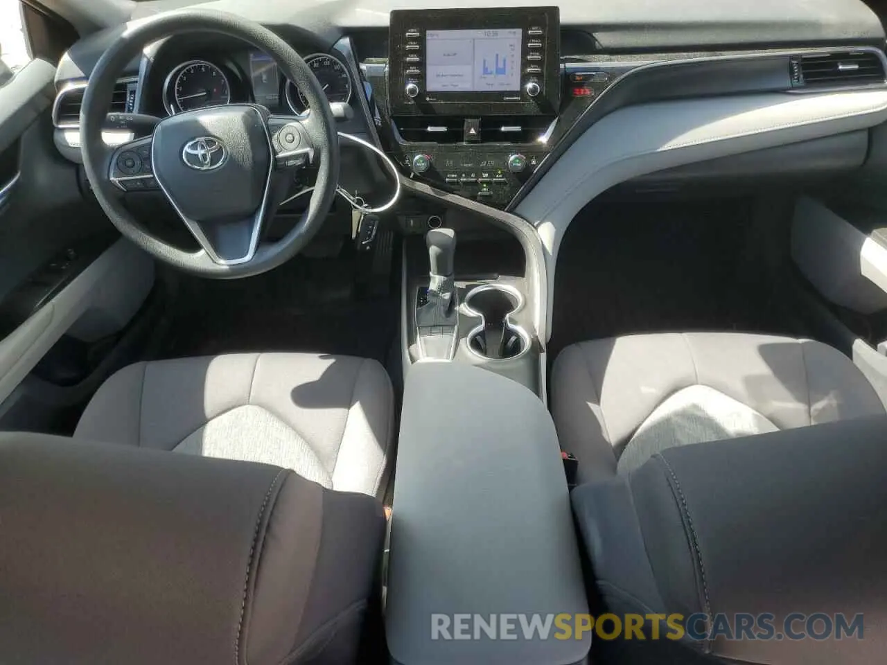 8 fotografías del automóvil dañado 4T1C11AK7RU225906 TOYOTA CAMRY 2024