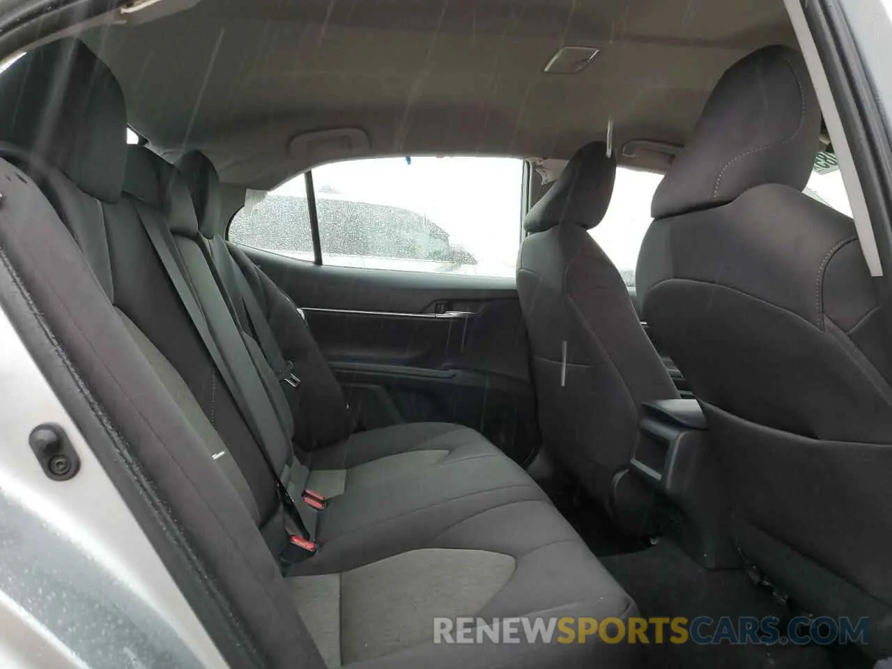 11 fotografías del automóvil dañado 4T1C11AK7RU264124 TOYOTA CAMRY 2024