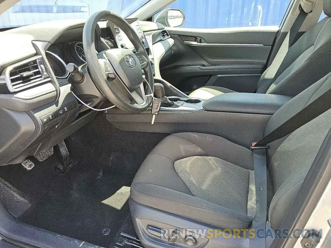 7 fotografías del automóvil dañado 4T1C11AK7RU852217 TOYOTA CAMRY 2024
