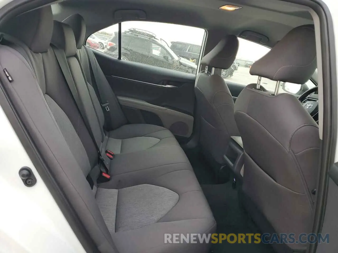 10 fotografías del automóvil dañado 4T1C11AK7RU897240 TOYOTA CAMRY 2024