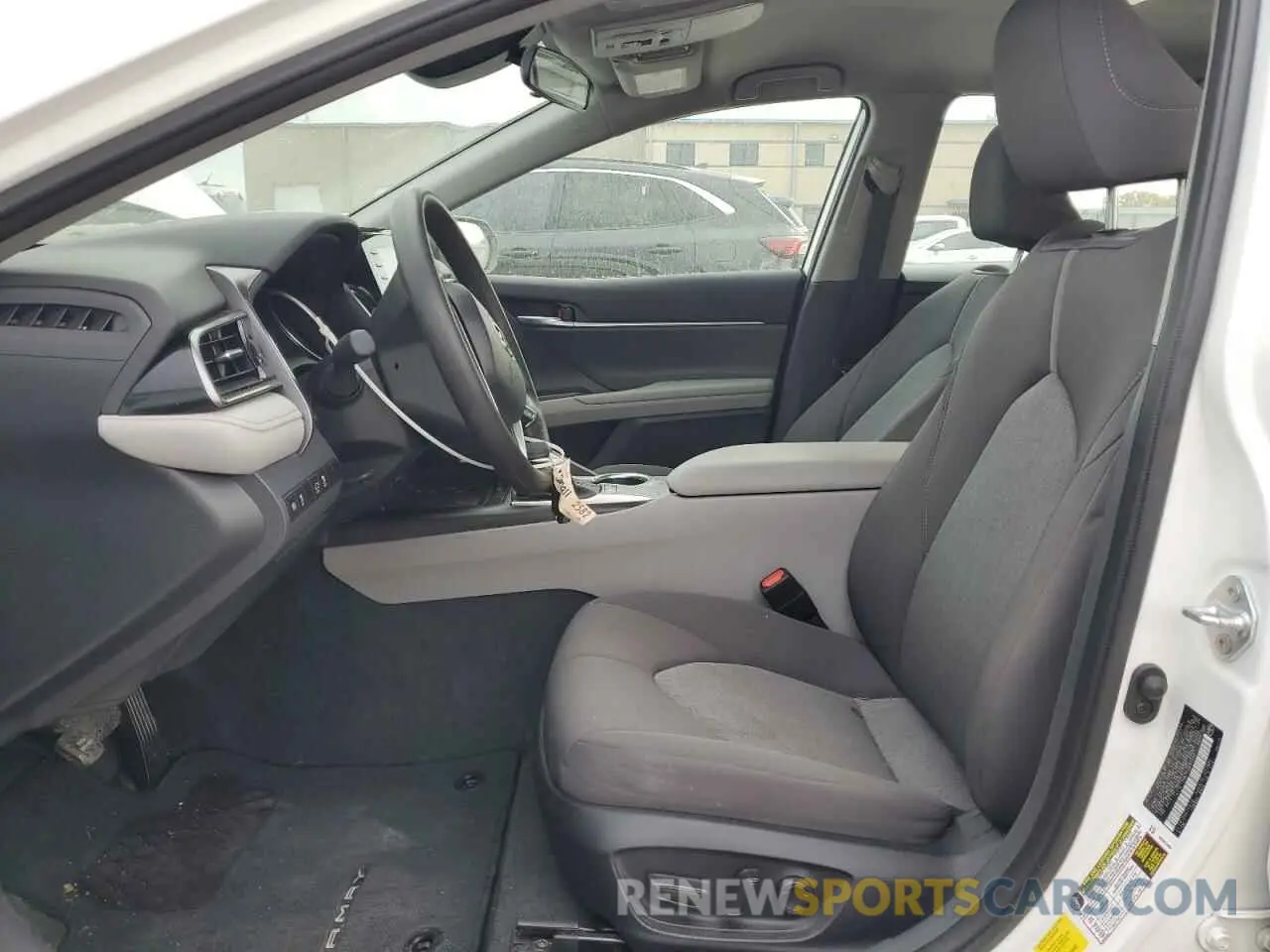 7 fotografías del automóvil dañado 4T1C11AK7RU897240 TOYOTA CAMRY 2024