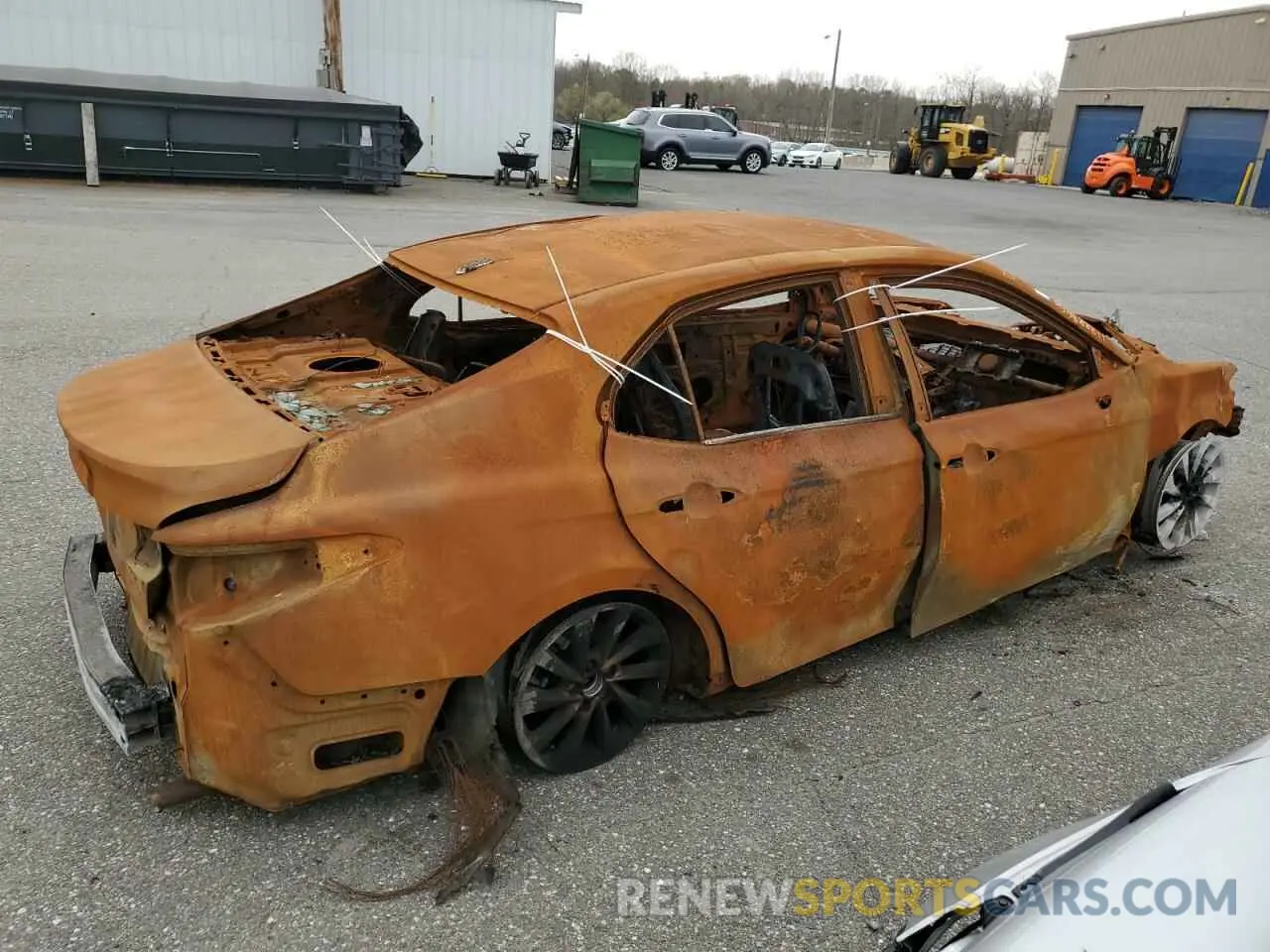 3 fotografías del automóvil dañado 4T1C11AK8RU206782 TOYOTA CAMRY 2024
