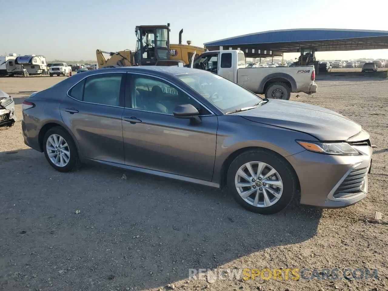 4 fotografías del automóvil dañado 4T1C11AK8RU219807 TOYOTA CAMRY 2024