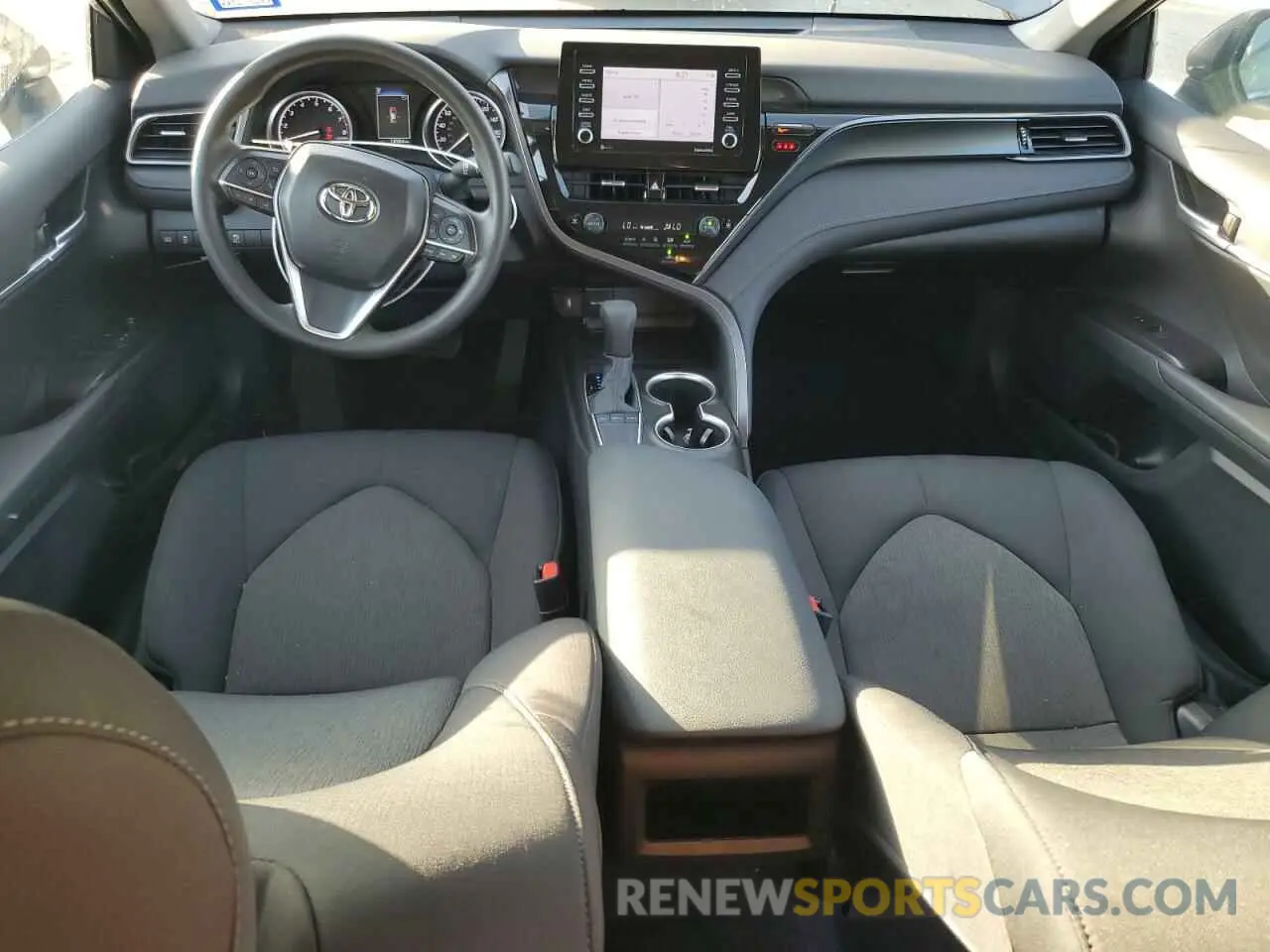 8 fotografías del automóvil dañado 4T1C11AK8RU219807 TOYOTA CAMRY 2024