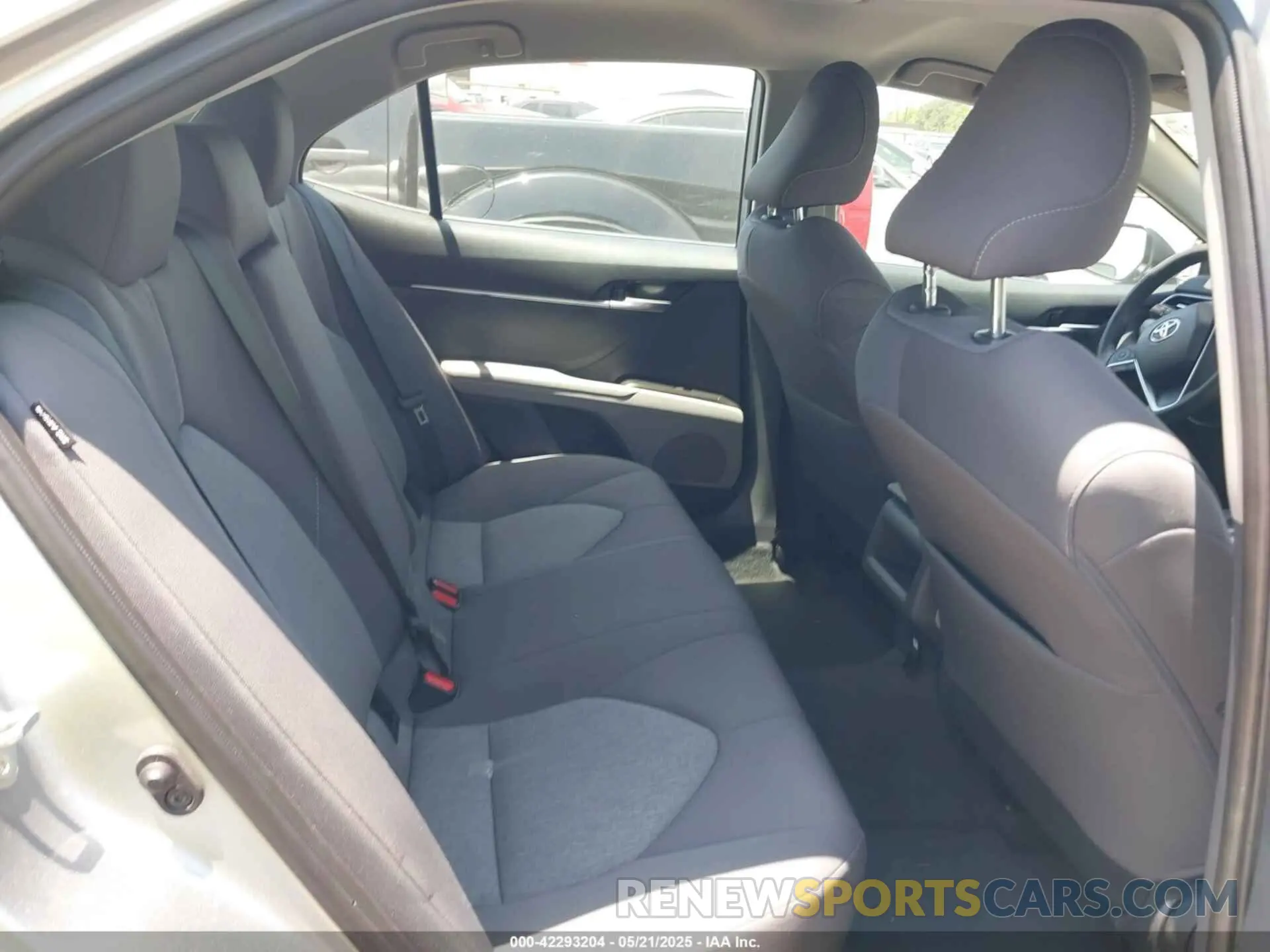 8 fotografías del automóvil dañado 4T1C11AK8RU867759 TOYOTA CAMRY 2024