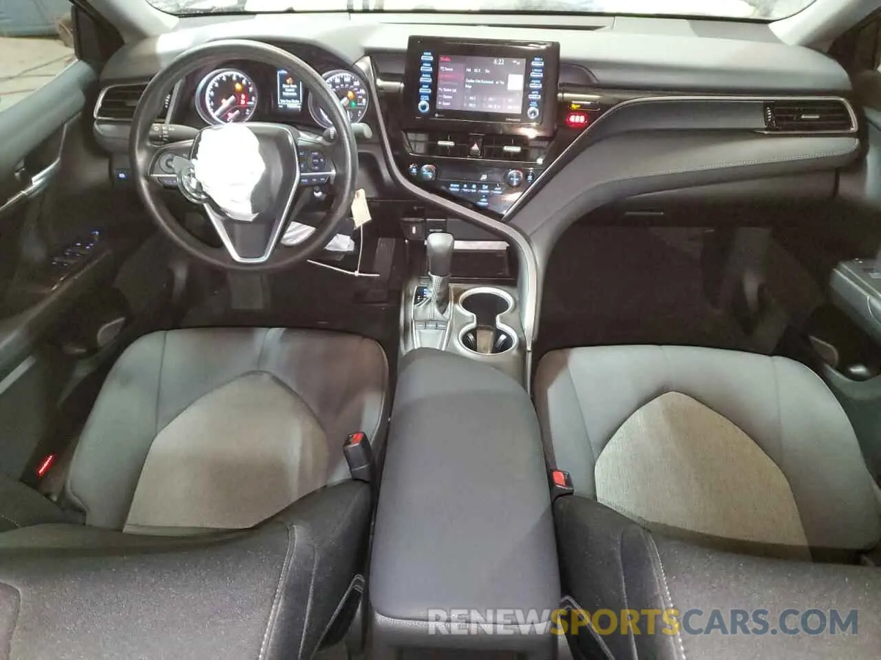 8 fotografías del automóvil dañado 4T1C11AK8RU876235 TOYOTA CAMRY 2024