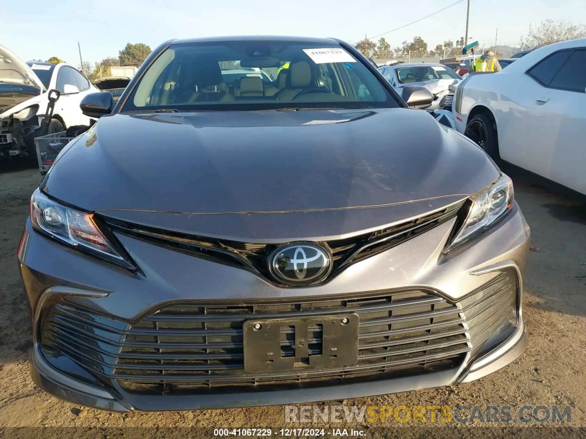 12 fotografías del automóvil dañado 4T1C11AK9RU193413 TOYOTA CAMRY 2024