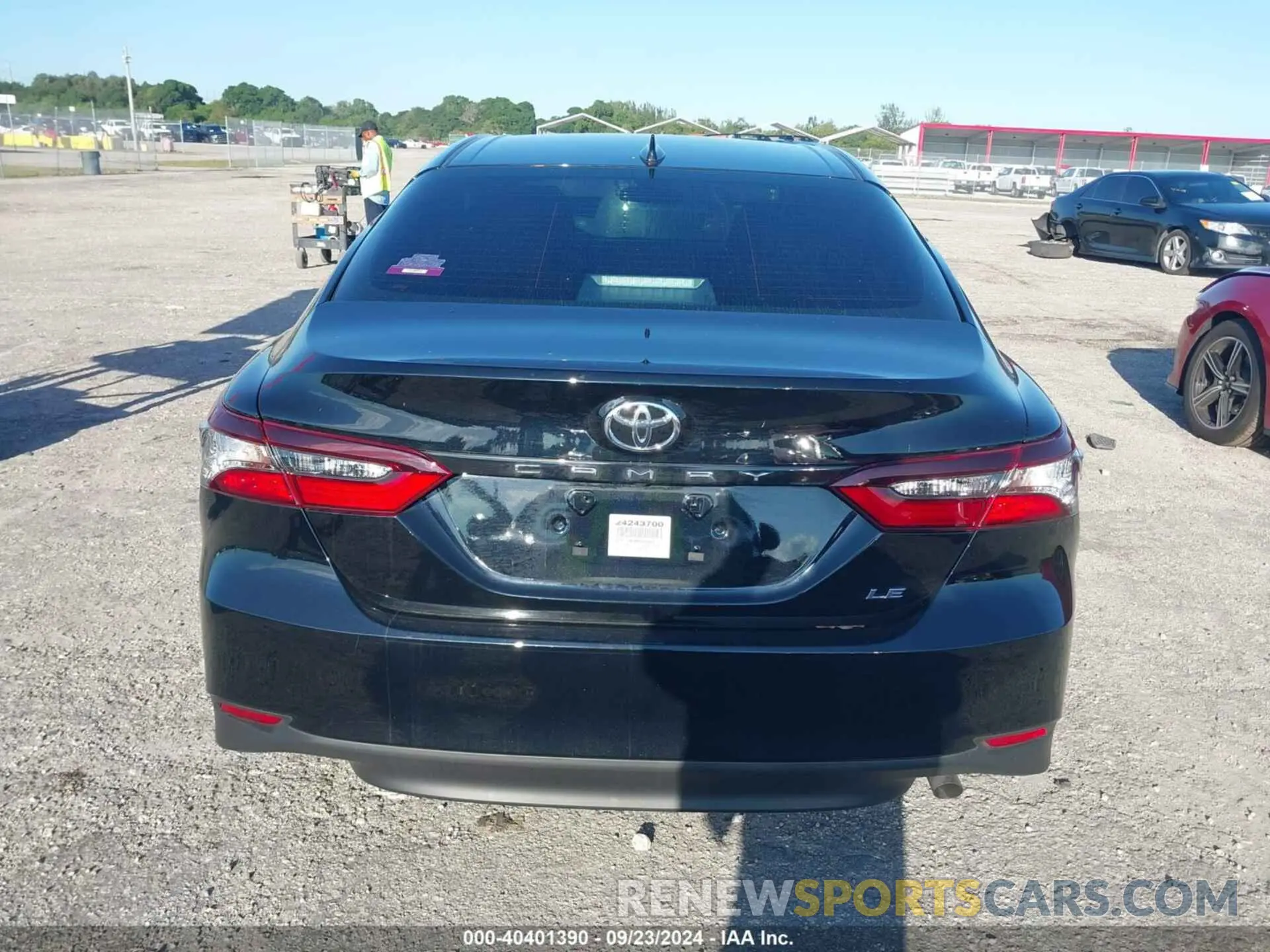 16 fotografías del automóvil dañado 4T1C11AK9RU222943 TOYOTA CAMRY 2024