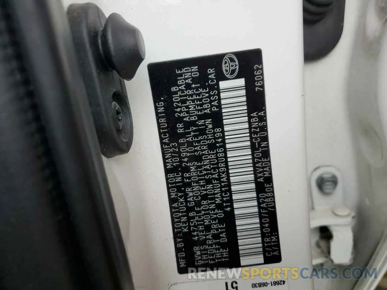 12 fotografías del automóvil dañado 4T1C11AK9RU861498 TOYOTA CAMRY 2024