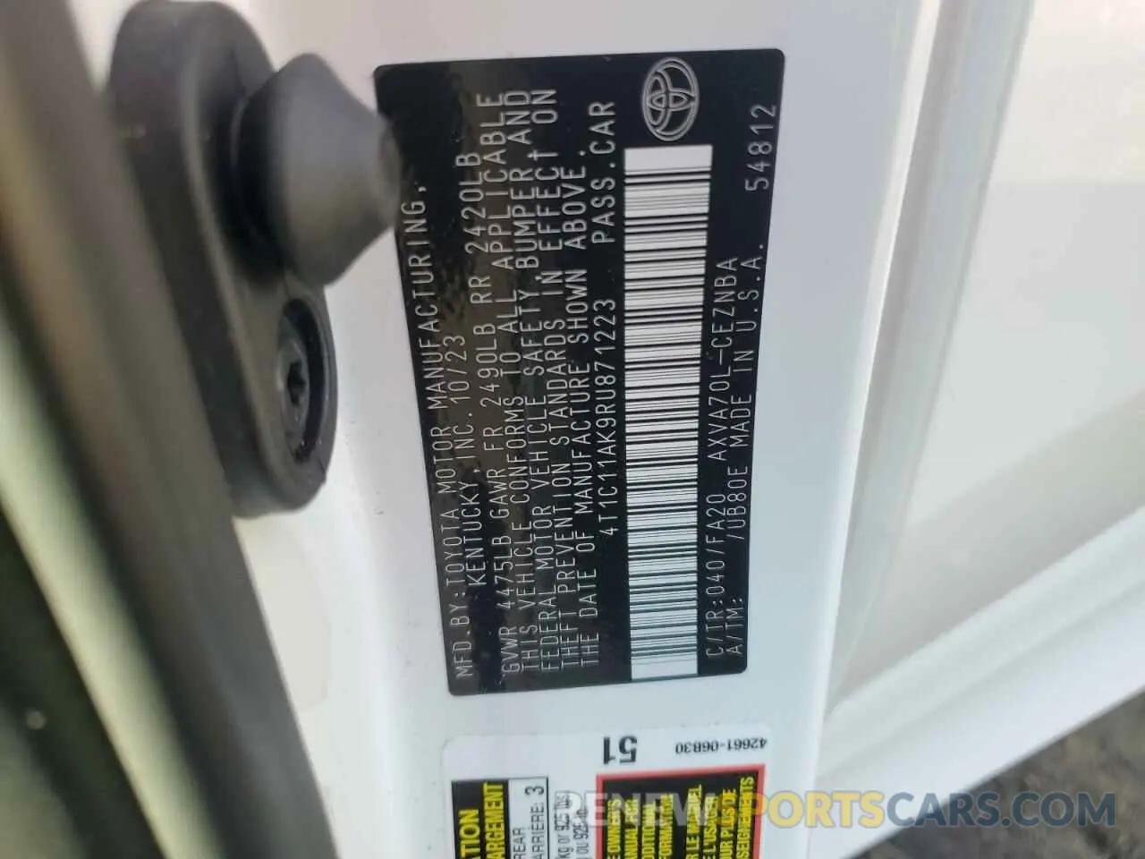 12 fotografías del automóvil dañado 4T1C11AK9RU871223 TOYOTA CAMRY 2024