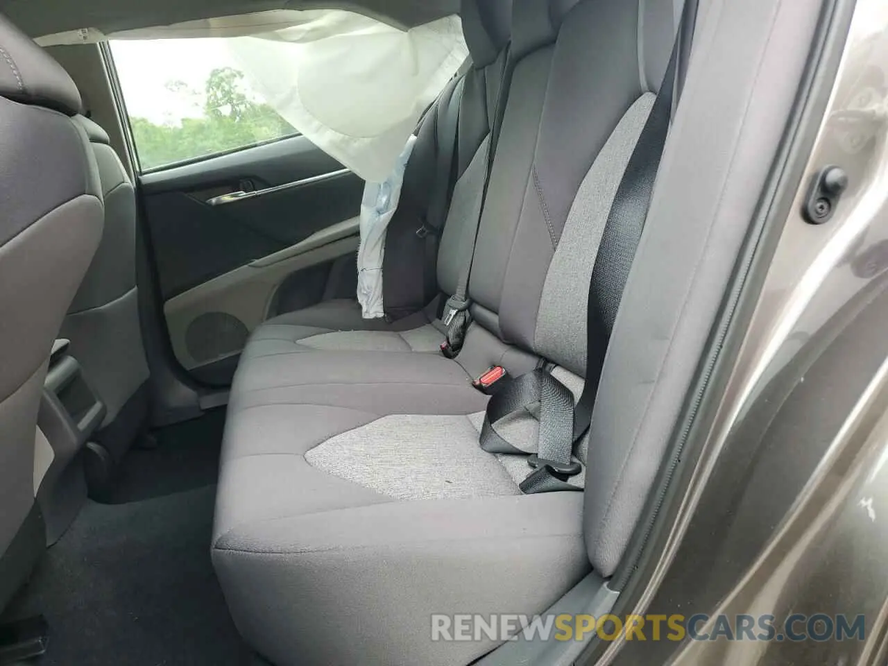 10 fotografías del automóvil dañado 4T1C11AK9RU898938 TOYOTA CAMRY 2024