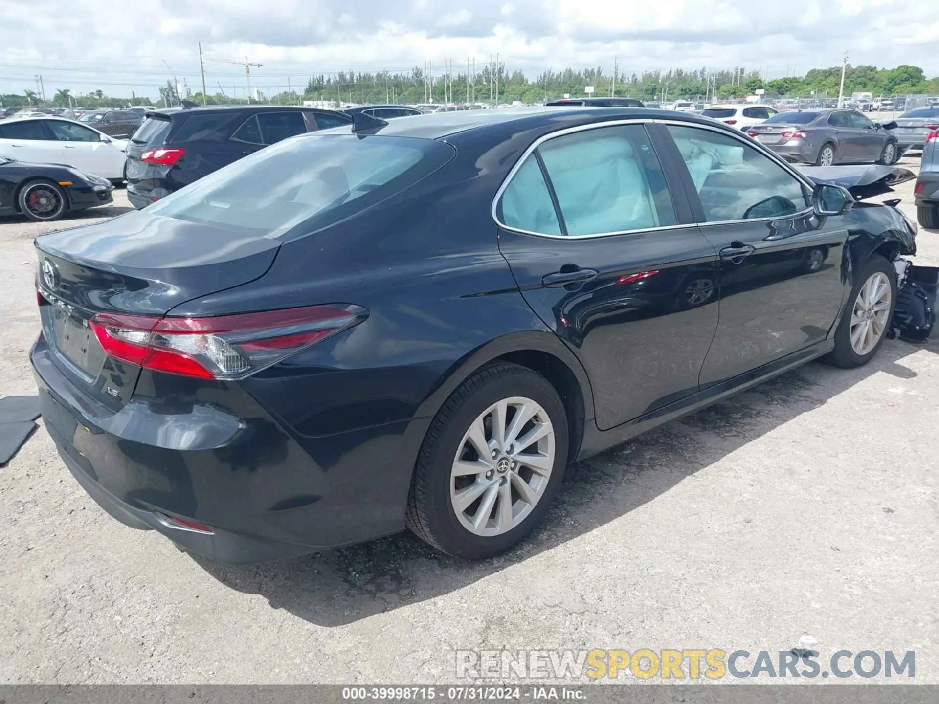 4 fotografías del automóvil dañado 4T1C11AK9RU904205 TOYOTA CAMRY 2024