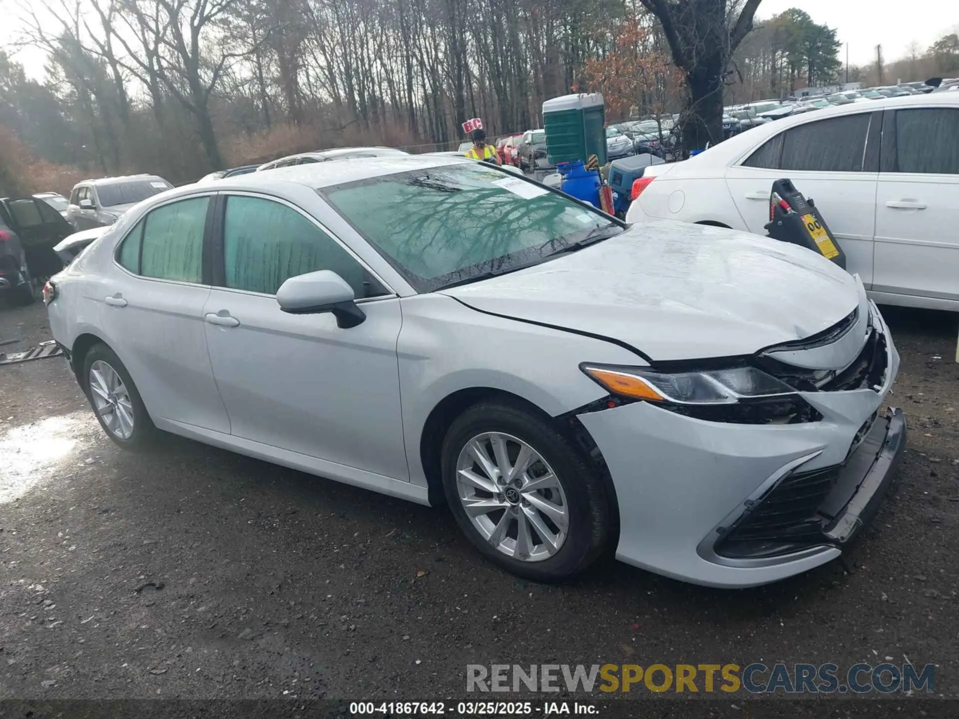 13 fotografías del automóvil dañado 4T1C11AKXRU191444 TOYOTA CAMRY 2024