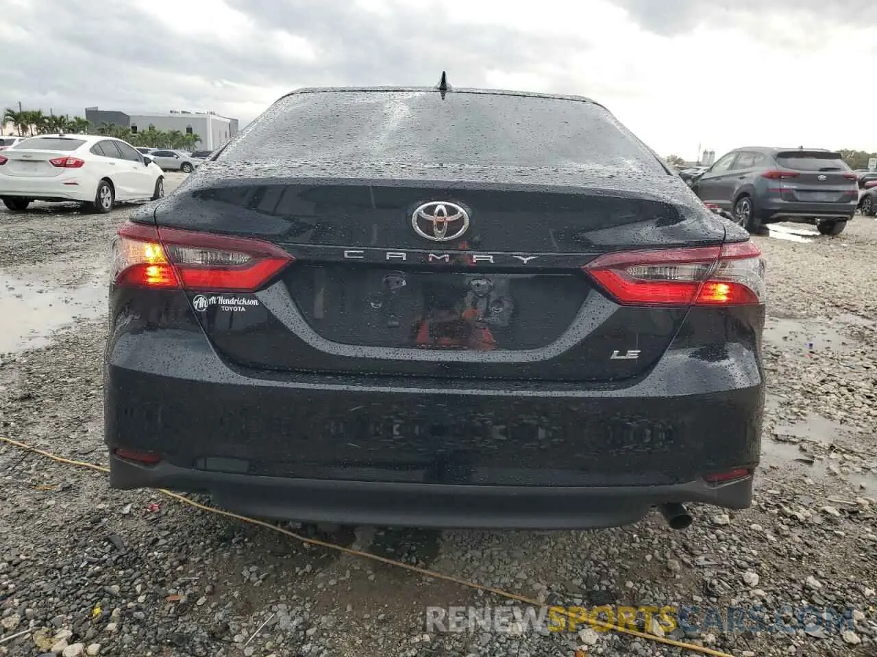 6 fotografías del automóvil dañado 4T1C11AKXRU198782 TOYOTA CAMRY 2024