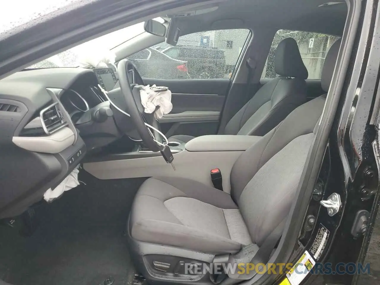 7 fotografías del automóvil dañado 4T1C11AKXRU198782 TOYOTA CAMRY 2024