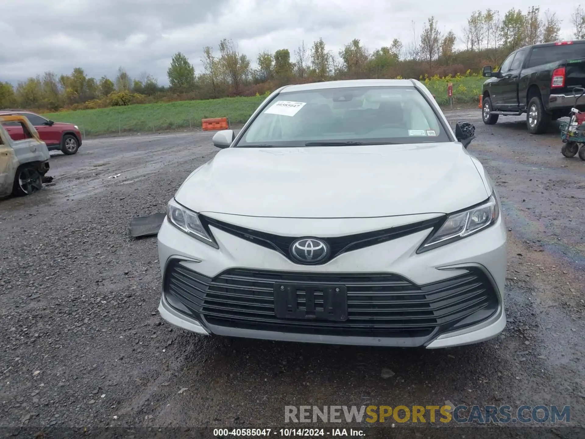 12 fotografías del automóvil dañado 4T1C11AKXRU204273 TOYOTA CAMRY 2024